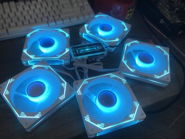 Bộ quạt tản nhiệt, fan case COOLMOON F3 Led vô cực ARGB Black / White + hub và remote