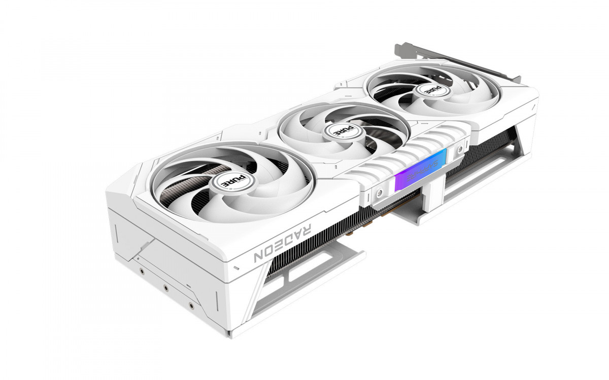 SAPPHIRE PURE Radeon RX 9070 XT